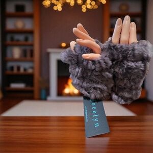 Jocelyn Rabbit Fur Hand Warming Fingerless Gloves - DUSTY LAVENDER